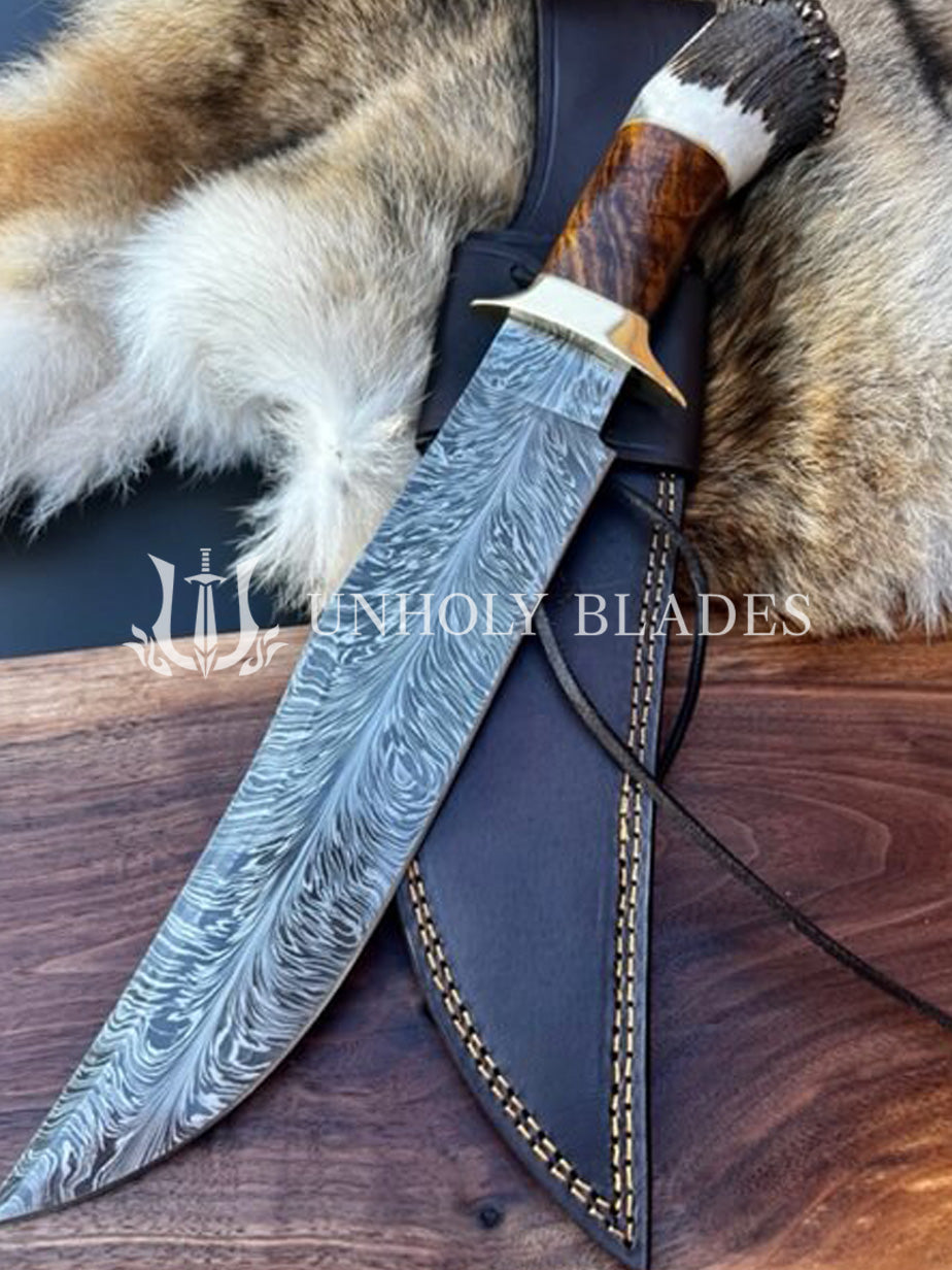 Custom Handmade Damascus Steel Hunting Bowie Knife