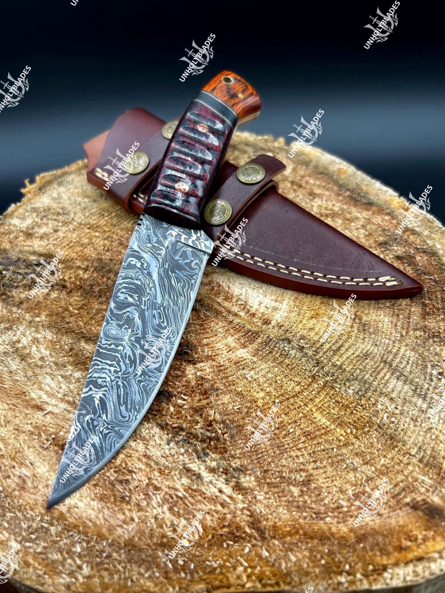 Ridgeback Hunter Custom Damascus Steel Knife