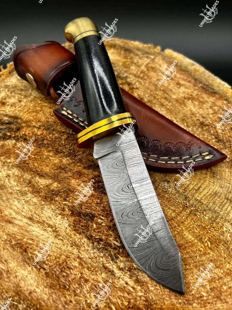 Twist Pattern Damascus Steel Handmade Skinning Knife