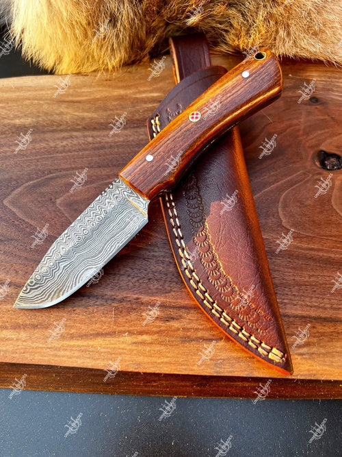 8 Inch Custom Handmade Damascus Steel Skinning Knife