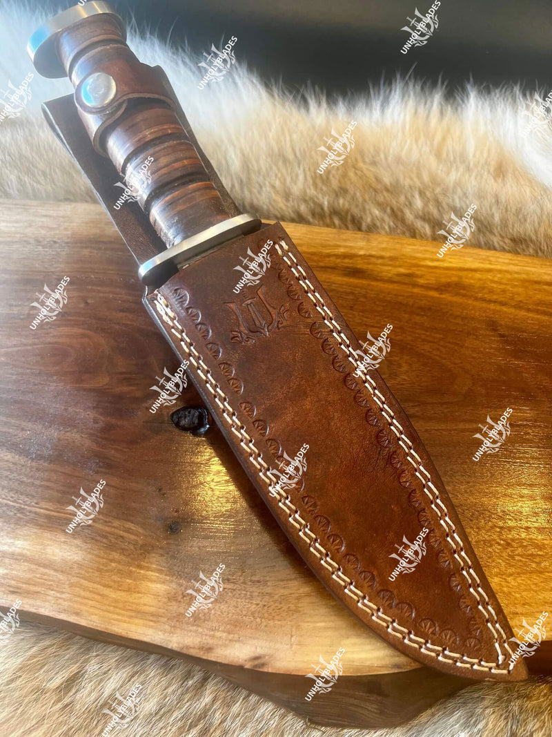 Damascus Steel Outdoor Knife With Stacked Leather
